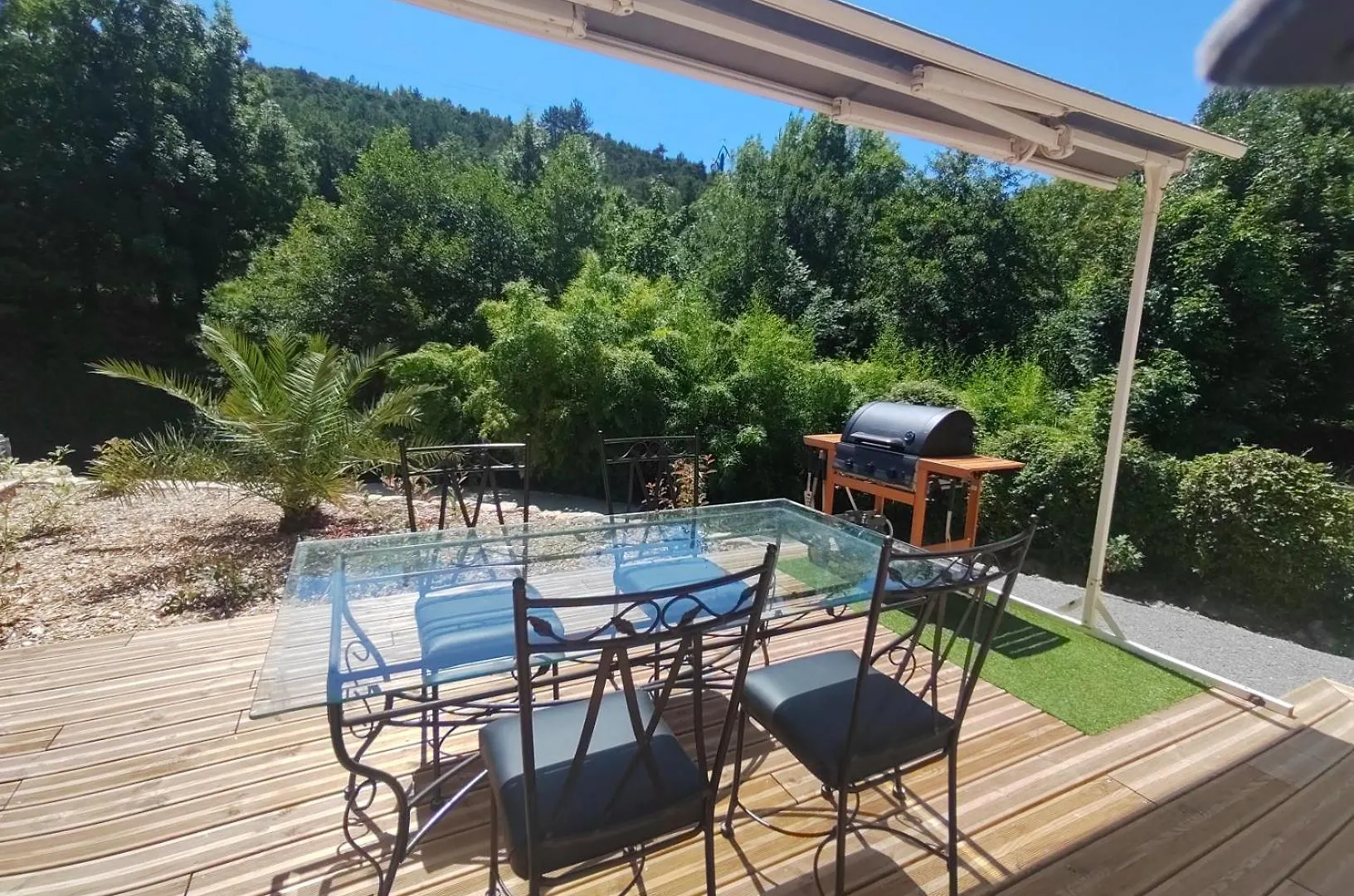 Gite Le Jardin De Pierrot 14Per 26400 Montclar Sur Gervanne France