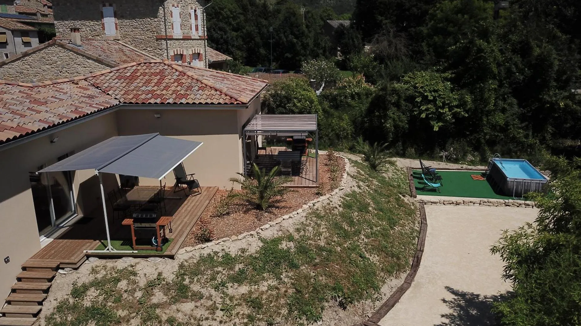 Gite Le Jardin De Pierrot 14Per 26400 Montclar Sur Gervanne 0*, Montclar-sur-Gervanne France